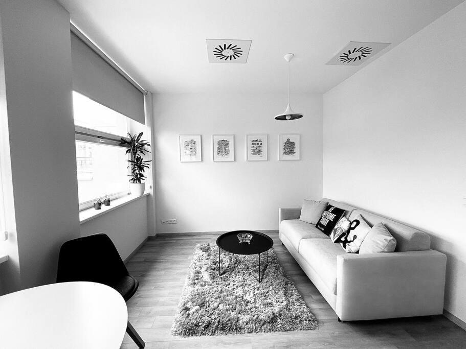 New Studio In Quiet Part Of The City Center Bratislava Dış mekan fotoğraf