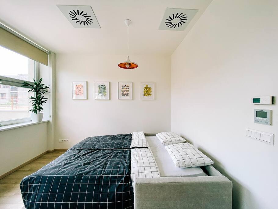 New Studio In Quiet Part Of The City Center Bratislava Dış mekan fotoğraf
