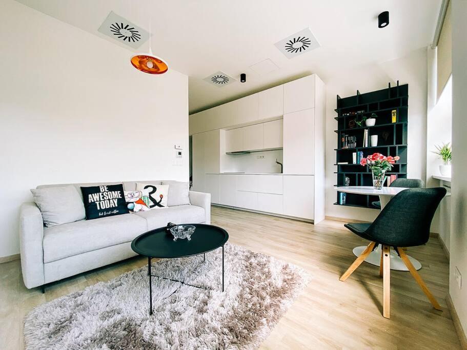New Studio In Quiet Part Of The City Center Bratislava Dış mekan fotoğraf